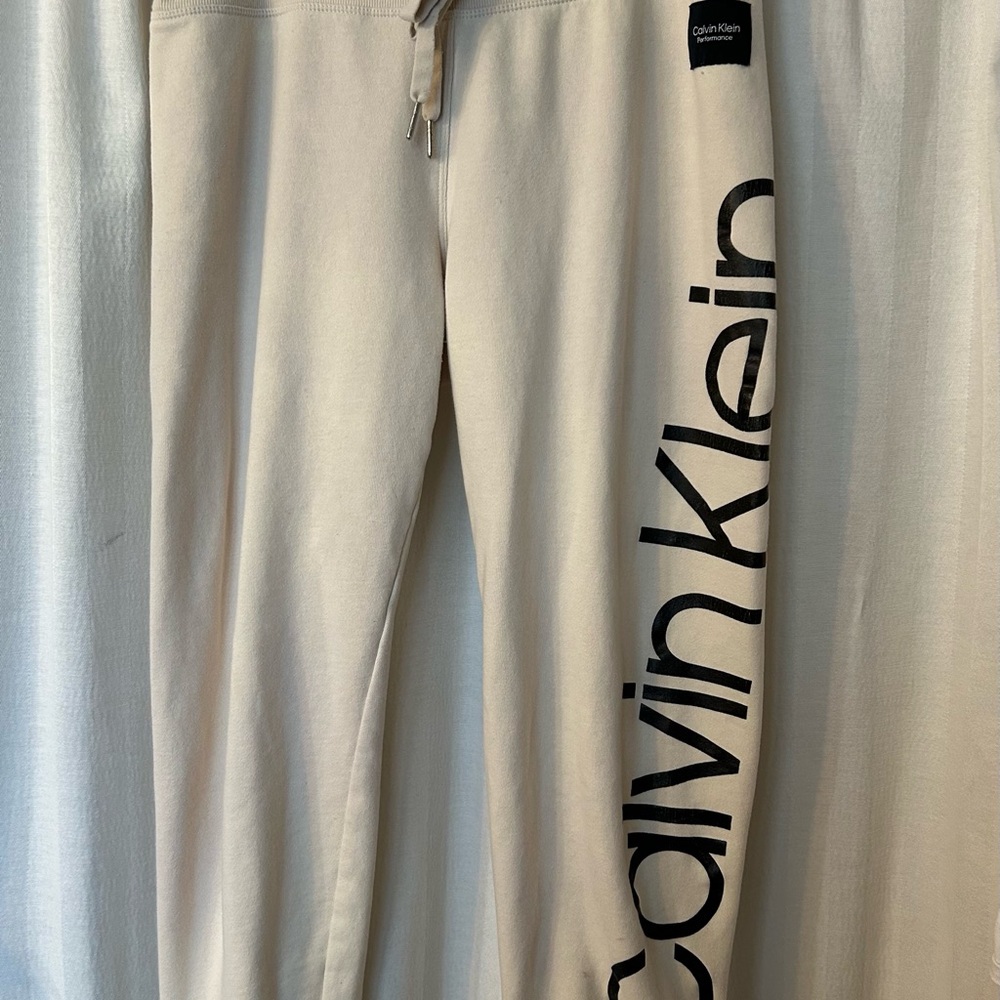 Pants: white calvin klein performance large sweatpants